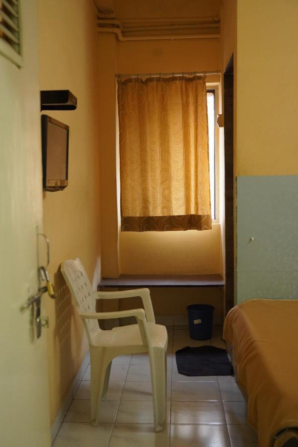 Hotel Rajesh Kolhapur Zewnętrze zdjęcie